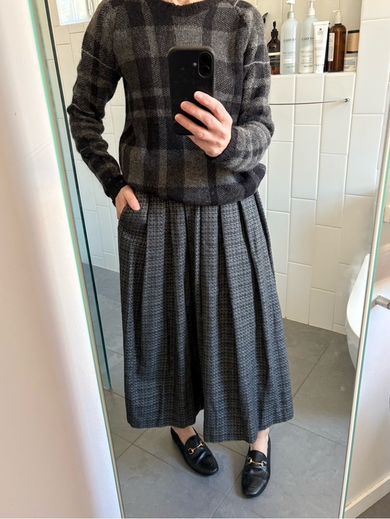 Dresses & Skirts - Vintage Grey Plaid Woven Wool-blend Full Midi Skirt